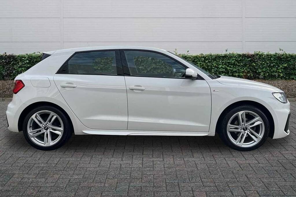 Audi A1 25 Tfsi S Line BP23KYF White #4