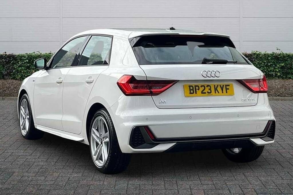 Audi A1 25 Tfsi S Line BP23KYF White #3