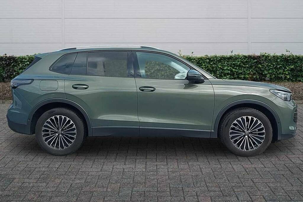 Volkswagen Tiguan 1.5 Etsi 150 Match Dsg BV25WPA Green #4