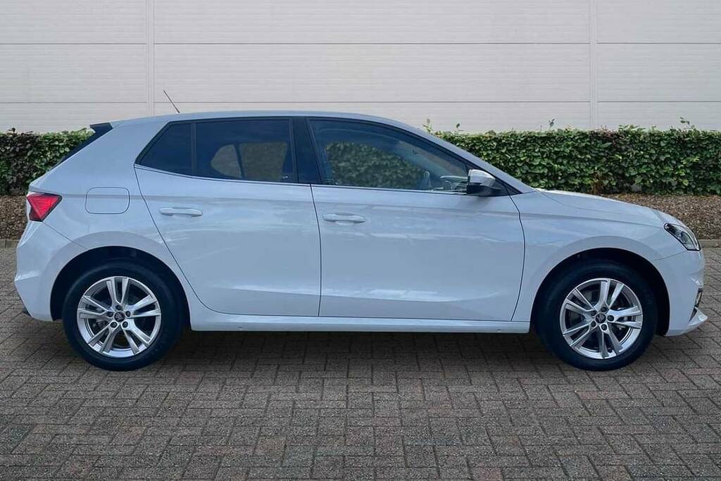 Skoda Fabia 1.5 Tsi 150 Se L Edition Dsg BK26VZG White #4