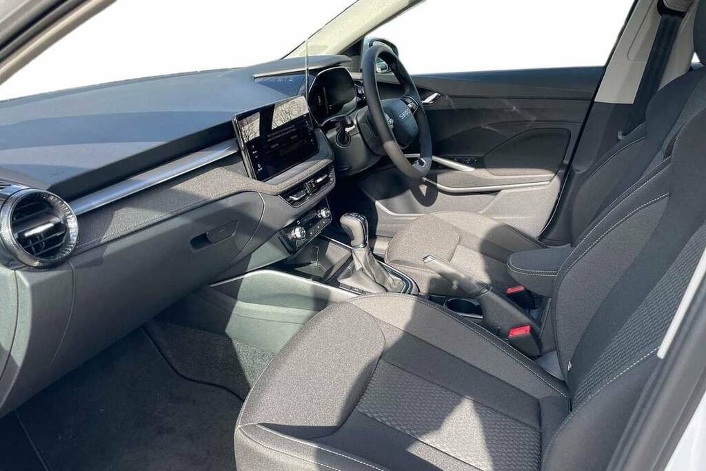 Skoda Fabia 1.5 Tsi 150 Se L Edition Dsg BK26VZG White #2