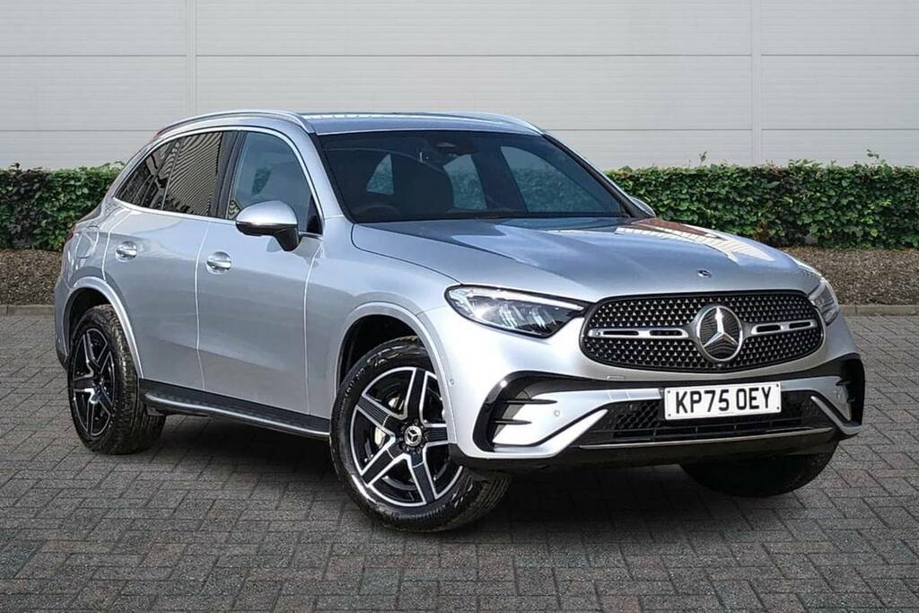 Mercedes-Benz GLC Class 300E 4Matic Amg Line 9G-tronic Silver