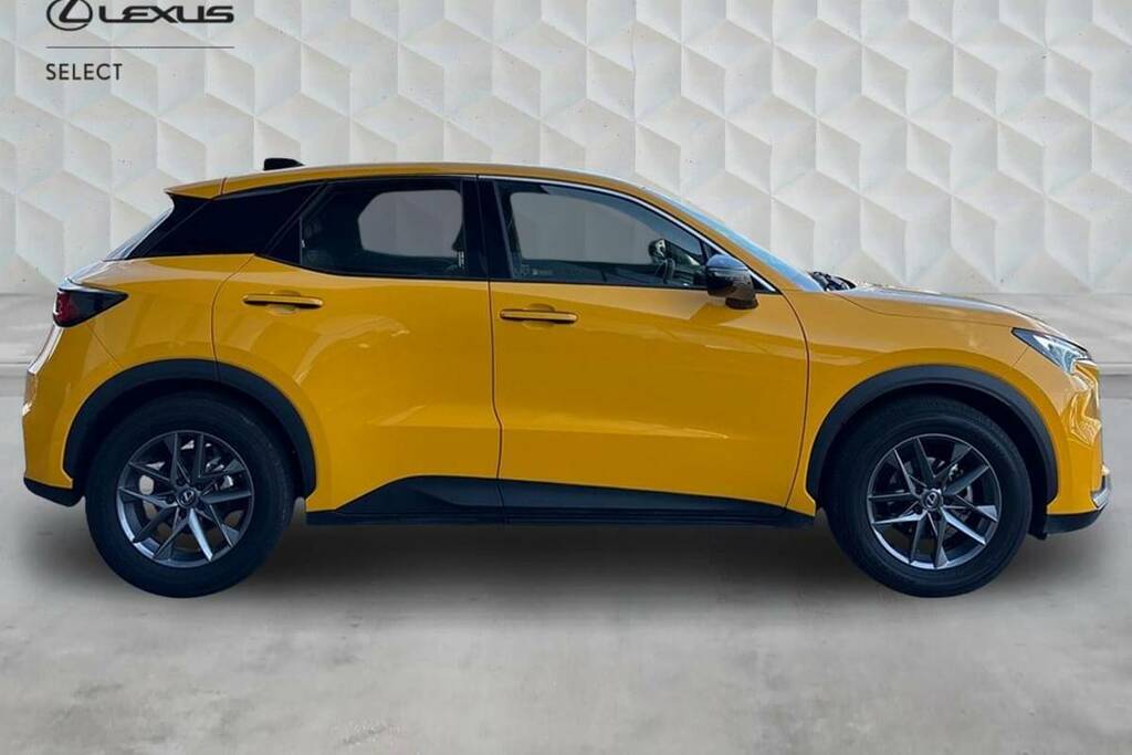 Lexus LBX 1.5 Urban E-cvt WN25CVZ Yellow #5