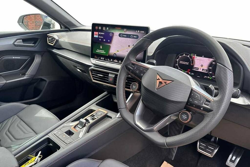 Cupra Leon 1.5 Ehybrid 204 V3 Dsg VK26KOB White #6