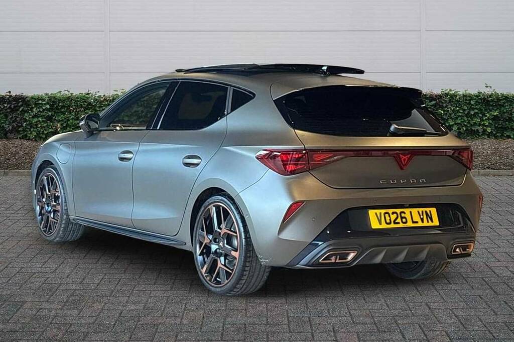 Cupra Leon 1.5 Ehybrid 272 Vz3 Dsg VO26LVN Brown #3
