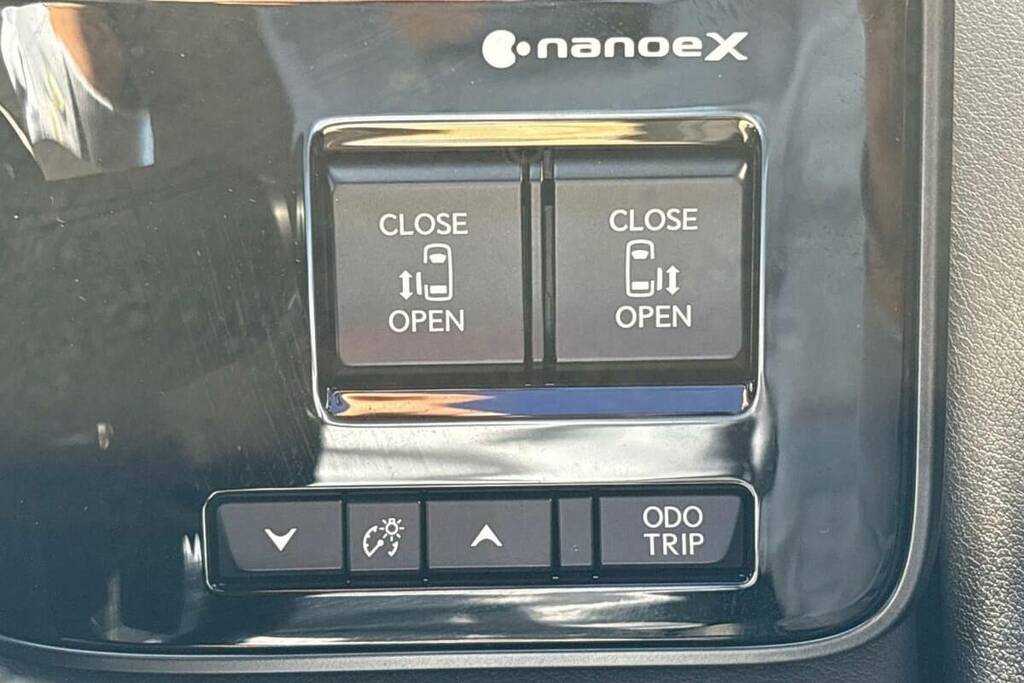 Lexus LM 350H 2.5 E-cvt Black #15