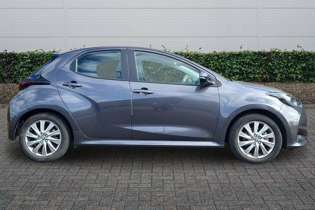 Toyota Yaris 1.5 Hybrid Icon Cvt KV73JZR Grey #5