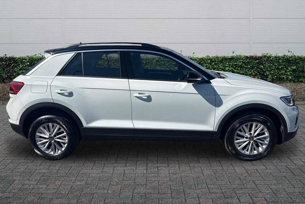 Volkswagen T-Roc 1.0 Tsi Life BG23TNE White #4