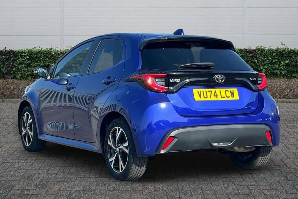 Toyota Yaris 1.5 Hybrid Design Cvt VU74LCW Blue #2