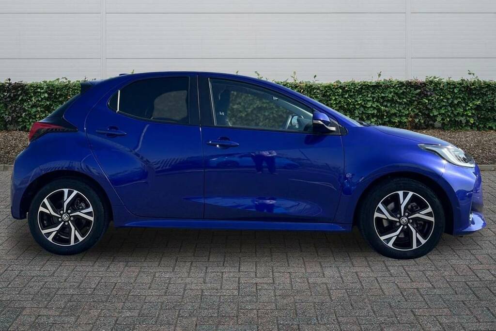 Toyota Yaris 1.5 Hybrid Design Cvt VU74LCW Blue #5