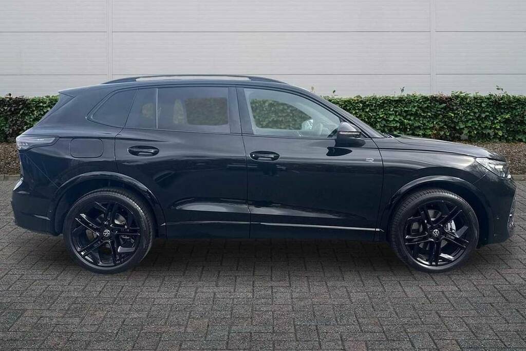 Volkswagen Tiguan 2.0 Tdi R-line Dsg VU26CXK Black #4