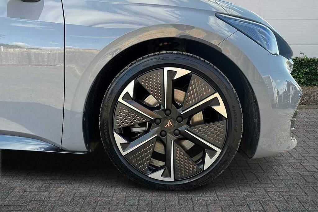 Cupra Born 170Kw E-boost V3 59Kwh Grey #5