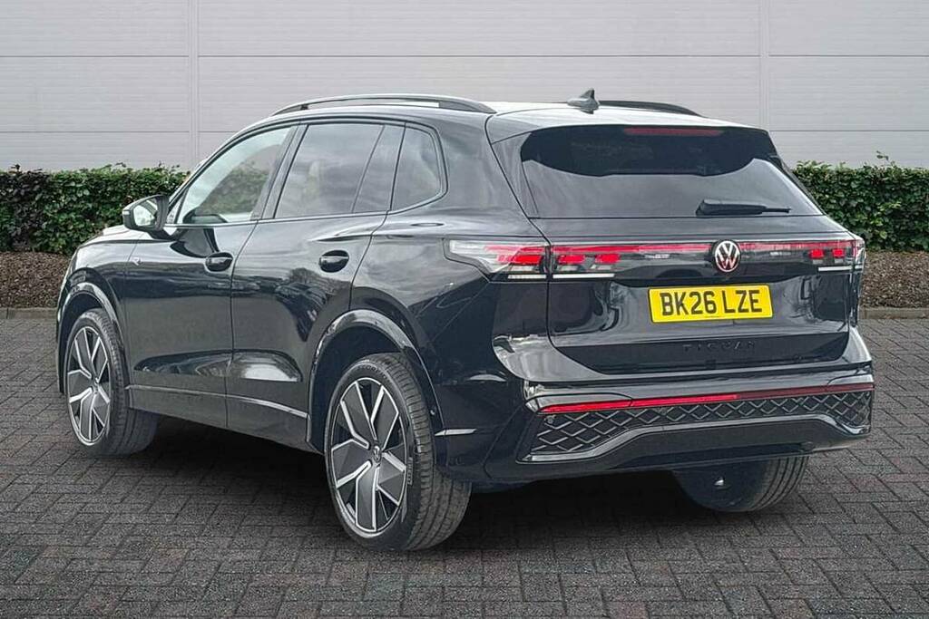 Volkswagen Tiguan 2.0 Tdi R-line Dsg BK26LZE Black #3