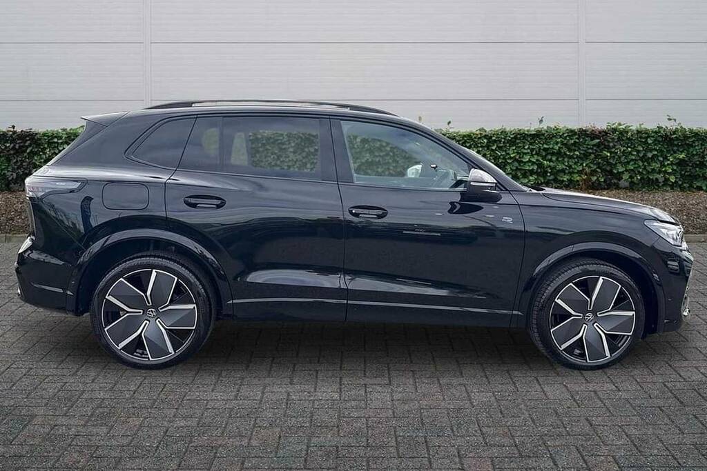 Volkswagen Tiguan 2.0 Tdi R-line Dsg BK26LZE Black #4
