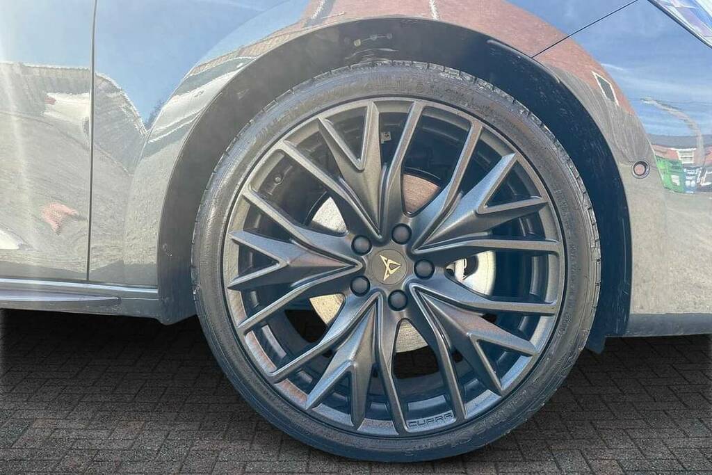 Cupra Leon 1.5 Etsi 150 Shadow Edition Dsg VO26WBD Grey #5