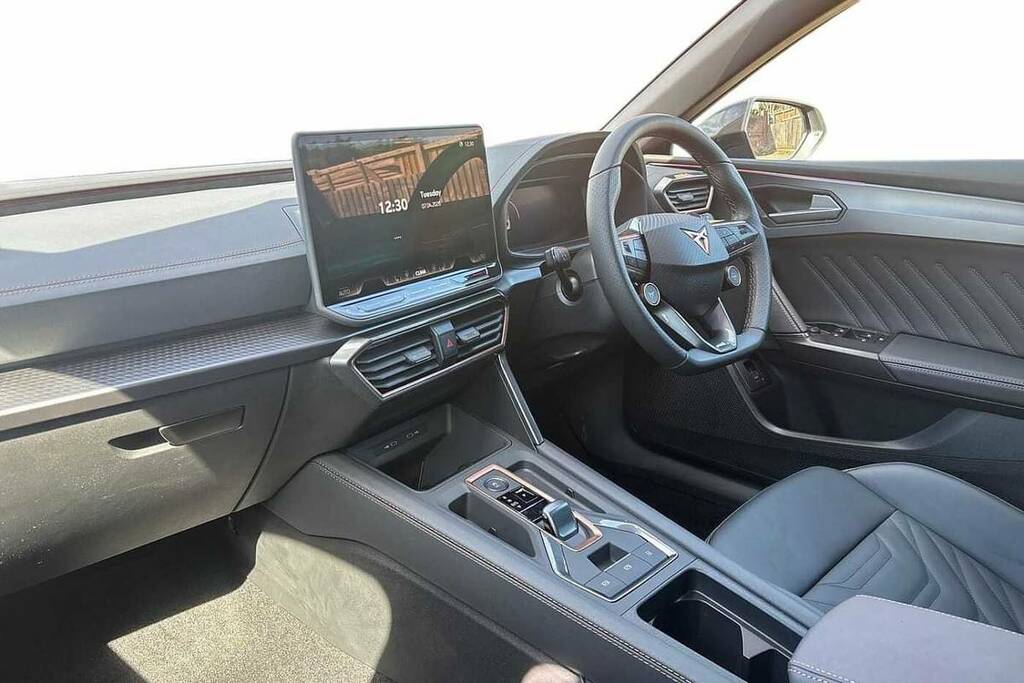 Cupra Leon 1.5 Etsi 150 Shadow Edition Dsg VO26WBD Grey #2