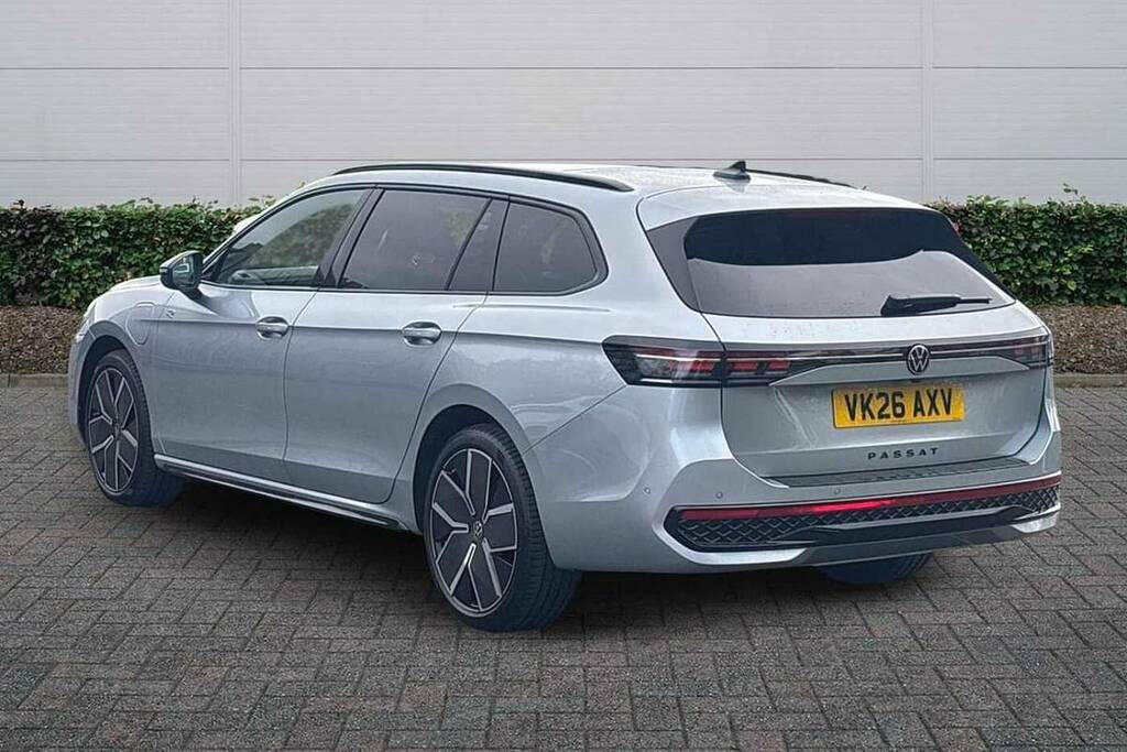 Volkswagen Passat 1.5 Tsi Ehybrid 272 Black Edition Dsg VK26AXV Silver #3