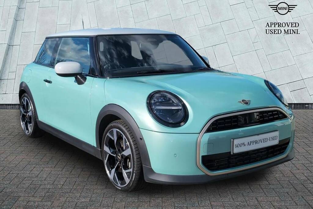 Mini Hatch 1.5 C Exclusive Green
