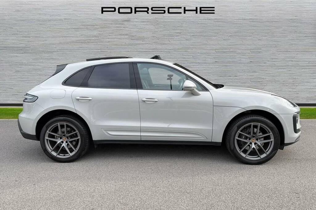 Porsche Macan 5dr Pdk YY22JZD #2