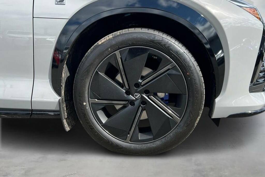 Lexus RZ 550E 300Kw F Sport Takumi 77 Kwh #6