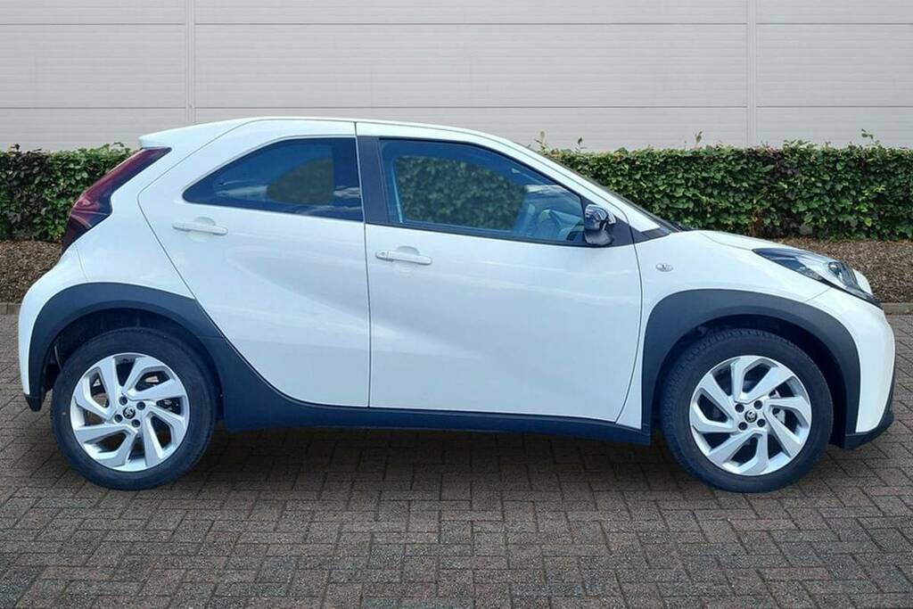 Toyota Aygo X 1.0 Vvt-i Pure White #5