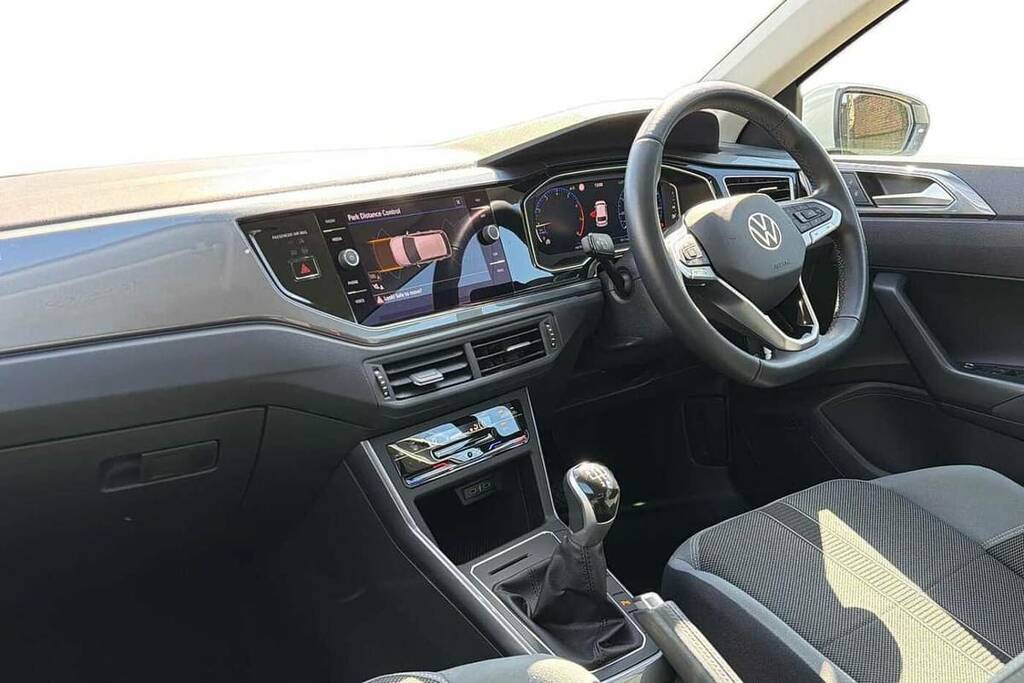Volkswagen Polo 1.0 Tsi Style FG24LGL White #2