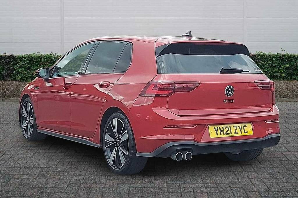 Volkswagen Golf 2.0 Tdi 200 Gtd Dsg YH21ZYC Red #3