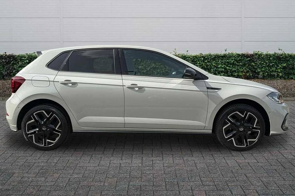 Volkswagen Polo 1.0 Tsi R-line FG26XSF Black #4