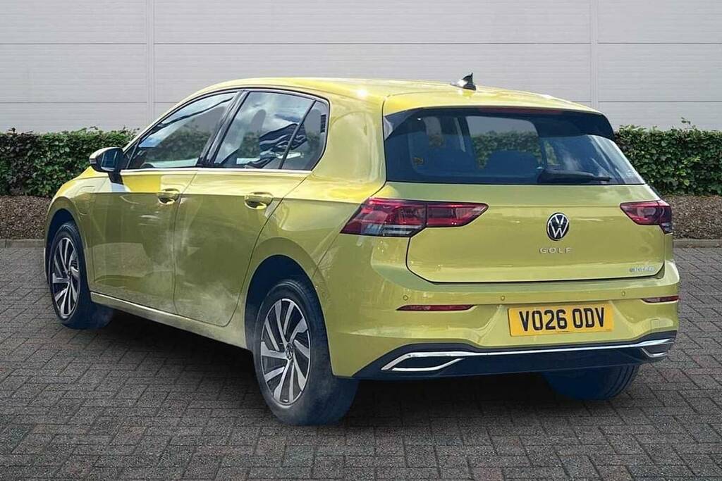 Volkswagen Golf 1.4 Tsi Ehybrid Style Dsg Yellow #3