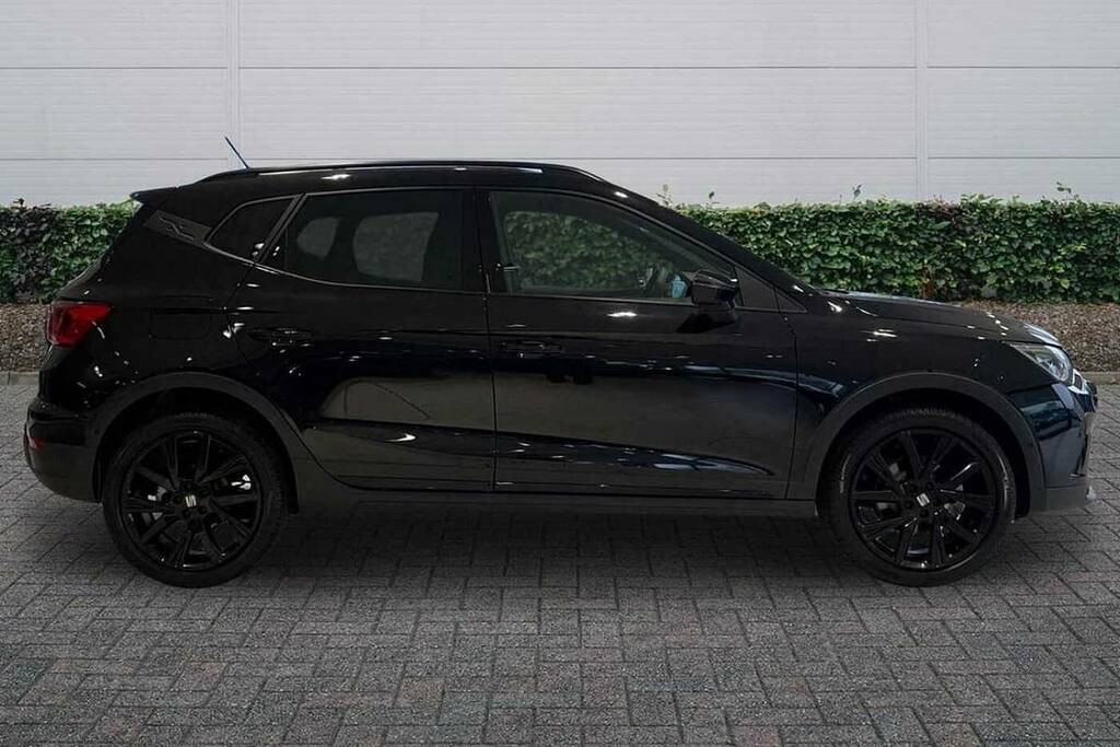 Seat Arona 1.0 Tsi 115 Fr Black Edition Dsg BN26ZCU Black #4