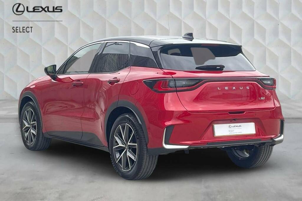 Lexus LBX 1.5 Premium Plus Design E-cvt #2