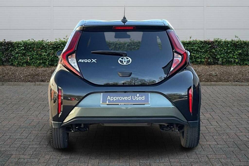 Toyota Aygo X 1.0 Vvt-i Edge BG23MXC Green #4