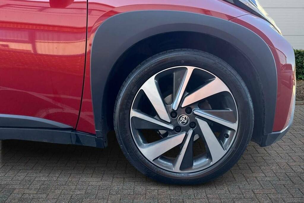 Toyota Aygo X 1.0 Vvt-i Edge BD73JCO Red #6