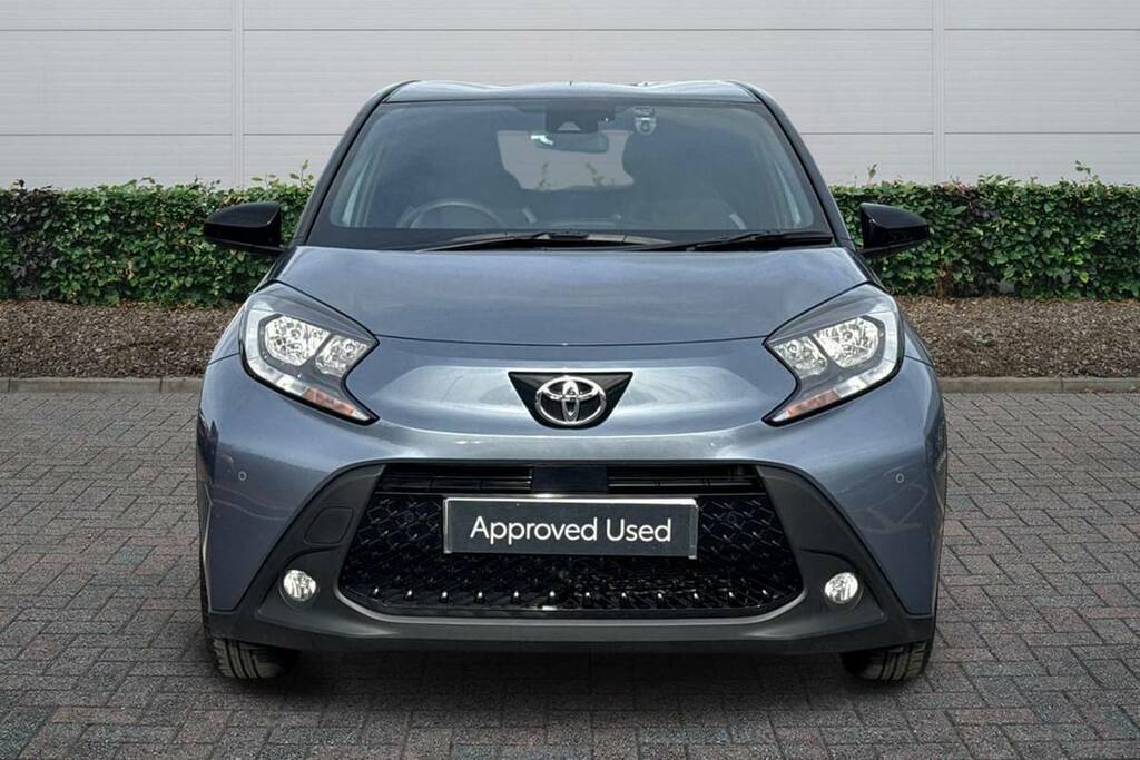 Toyota Aygo X 1.0 Vvt-i Edge Parking BK25YDS Grey #3