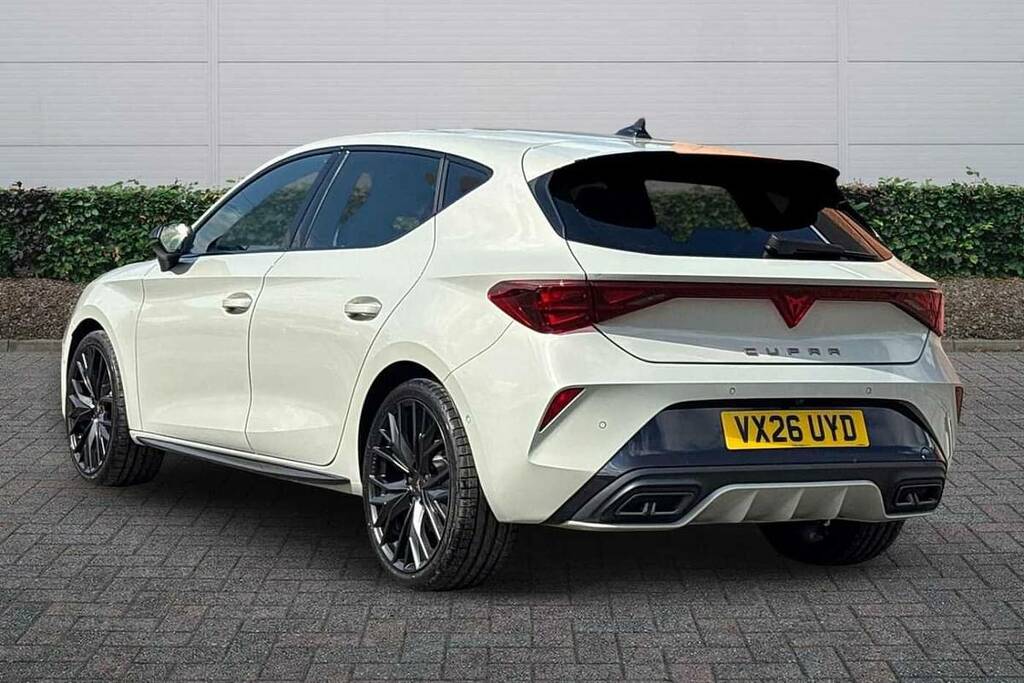 Cupra Leon 1.5 Etsi 150 Shadow Edition Dsg VX26UYD Grey #3