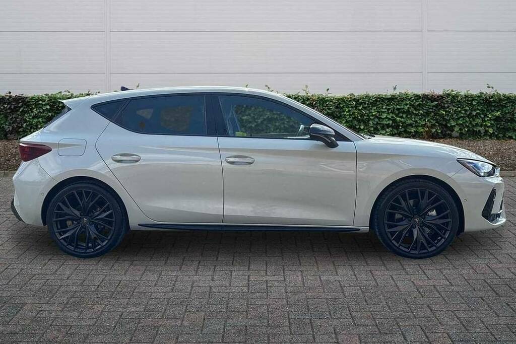 Cupra Leon 1.5 Etsi 150 Shadow Edition Dsg VX26UYD Grey #4