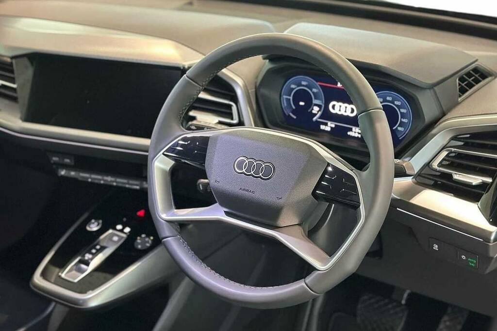 Audi Q4 E Tron 150Kw 40 63Kwh Sport Leather BG26EWT Black #6