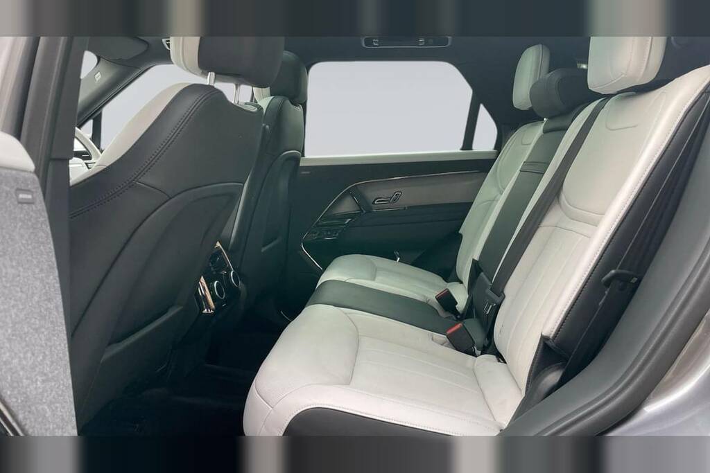 Land Rover Range Rover Sport 3.0 D300 Dynamic Se KM24FDD Grey #4