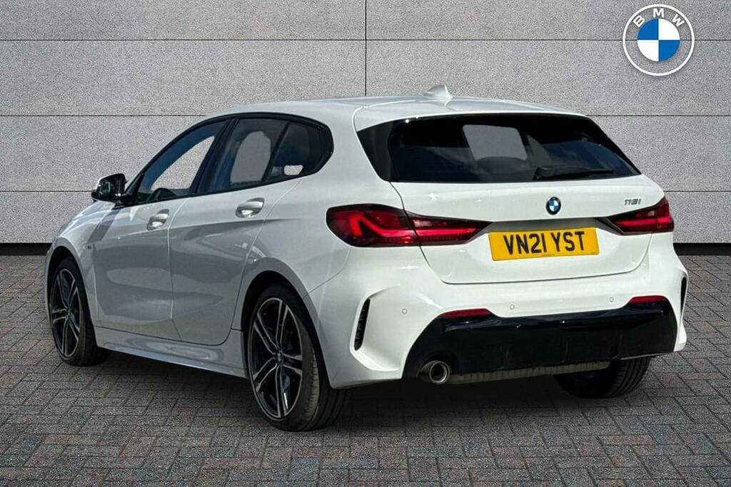 BMW 1 Series 118I M Sport Step VN21YST White #2