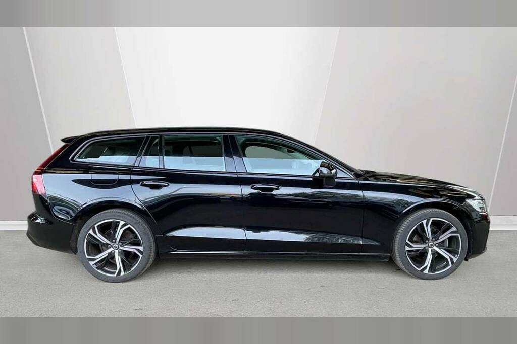 Volvo V60 2.0 B4p Plus Dark 7 Speed Black #2