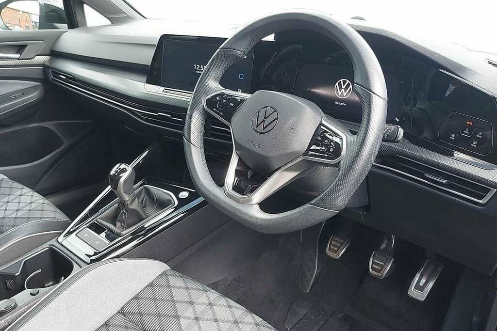 Volkswagen Golf 1.5 Tsi R-line BP73ETK Black #6
