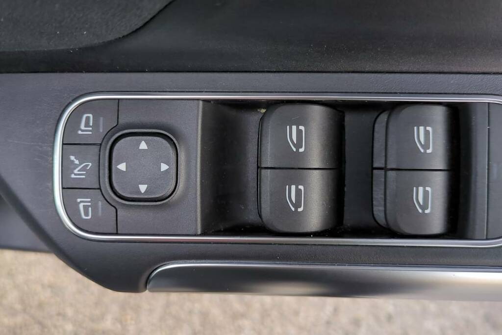 Mercedes-Benz GLA Class 180 Amg Line Premium LR22XDO Grey #6