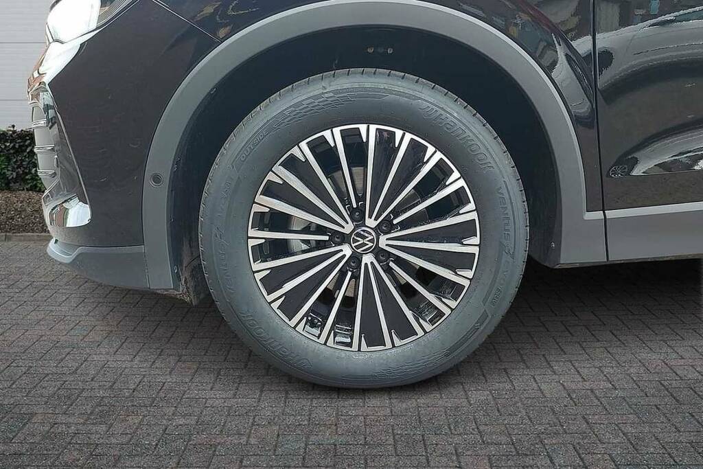 Volkswagen Tiguan 1.5 Etsi 150 Match Dsg BG26VLS Black #5