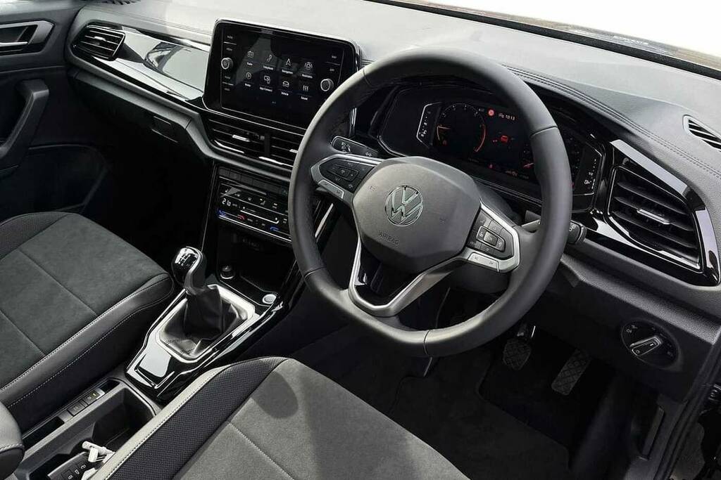 Volkswagen T-Roc 1.5 Tsi Style Design VU26CVV Black #6