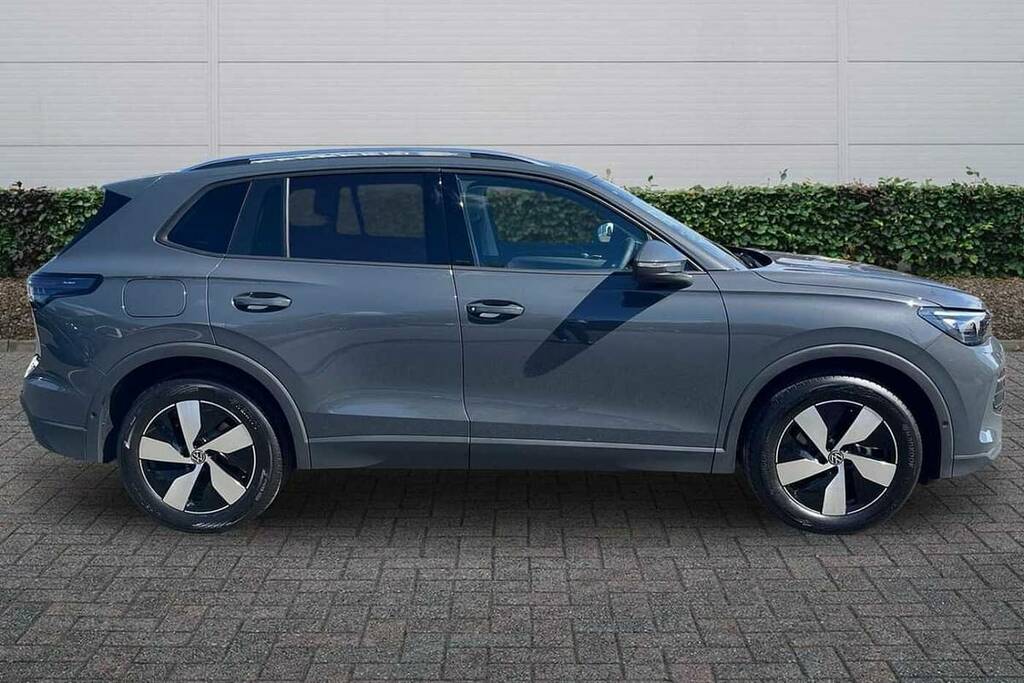 Volkswagen Tiguan 1.5 Etsi 150 Match Dsg VU26CWL Grey #4