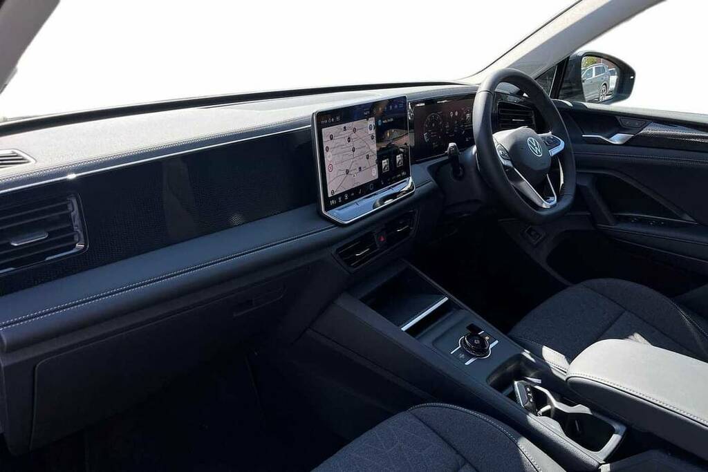 Volkswagen Tiguan 1.5 Etsi 150 Match Dsg VU26CWL Grey #2