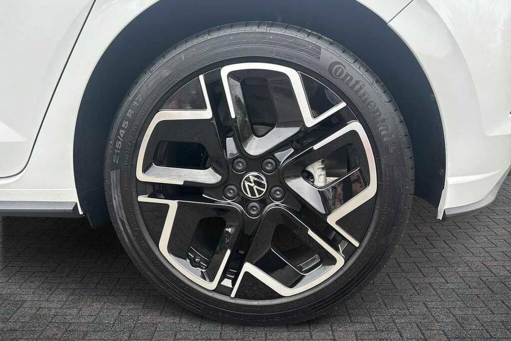 Volkswagen Polo 1.0 Tsi 115 Black Edition Dsg VO26NFD White #5