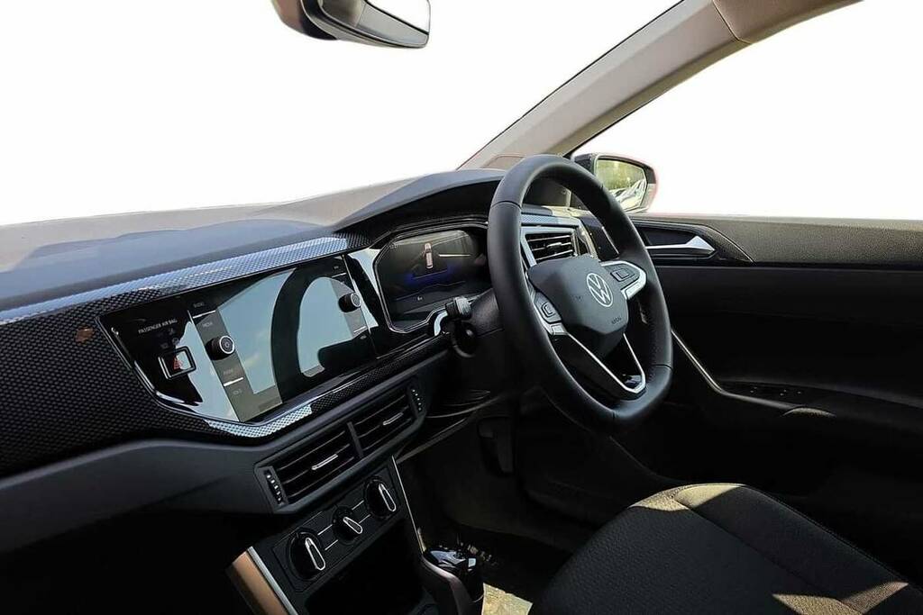 Volkswagen Polo 1.0 Tsi Match Dsg VO26OSG Black #2