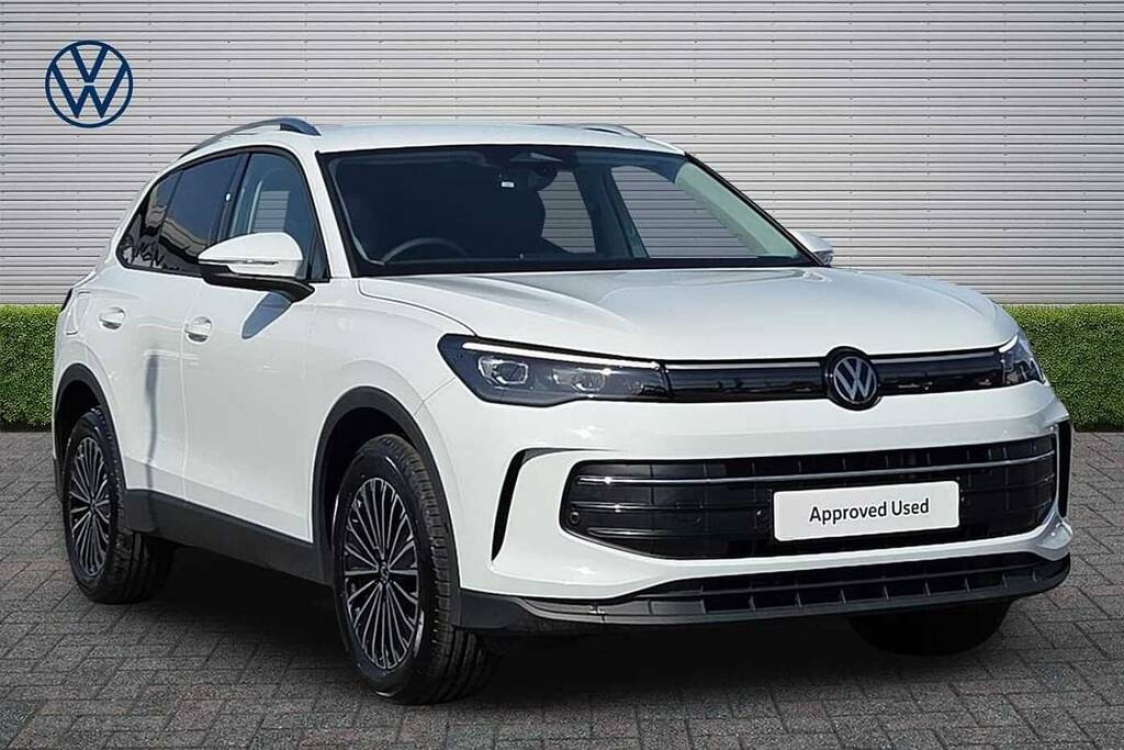 Volkswagen Tiguan 1.5 Etsi 150 Match Dsg White