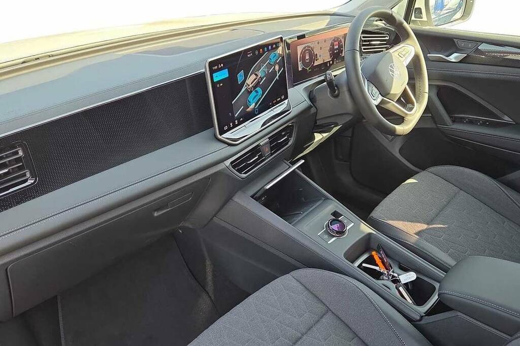 Volkswagen Tiguan 1.5 Etsi 150 Match Dsg BV26WDF White #2